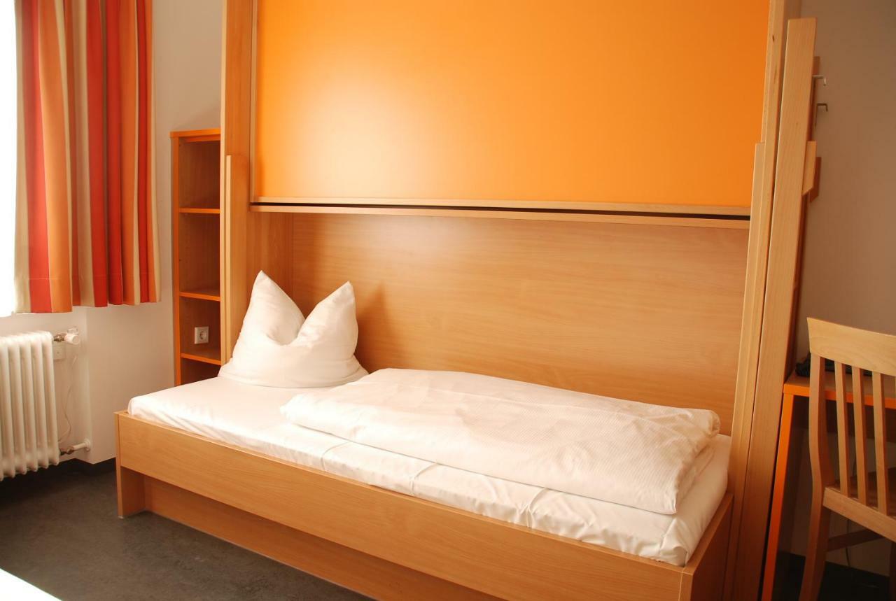 Ausbildungshotel St. Theresia 2*